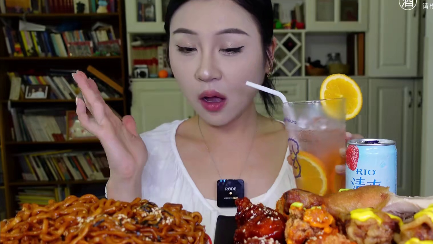 宅家炸鸡啤酒局+火鸡炸酱面双拼！ #RIO清爽 #RIO #5度刚刚好 #女生爱喝的酒 #鸡尾酒
