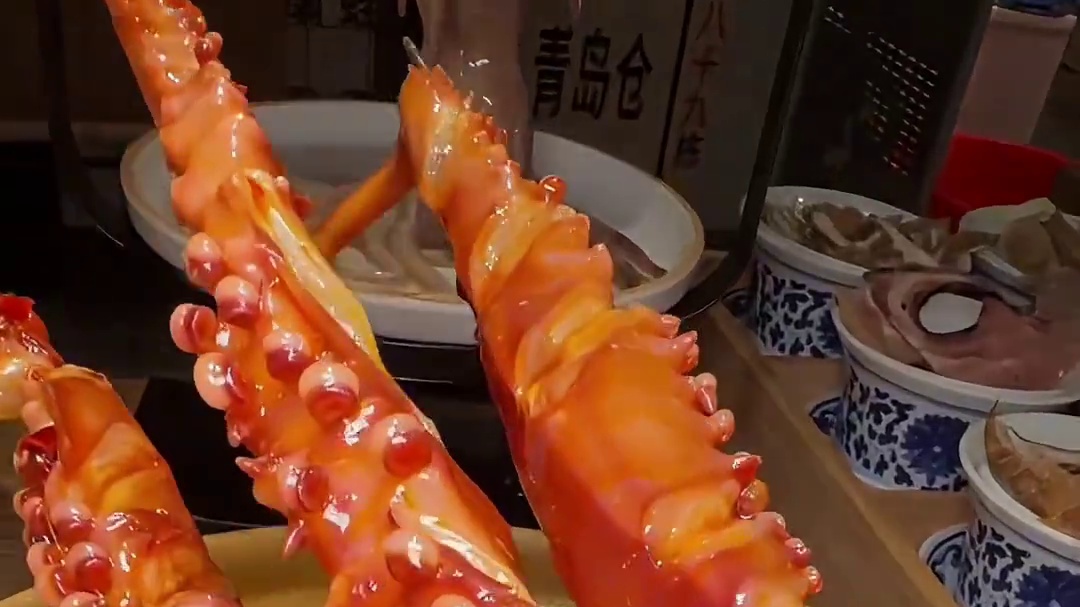 成都用海鲜煮牛油火锅太炸裂了