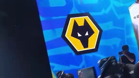 WOL战胜劲敌FPX
夺得进化者第三幕季军
#2025进化者杯系列赛