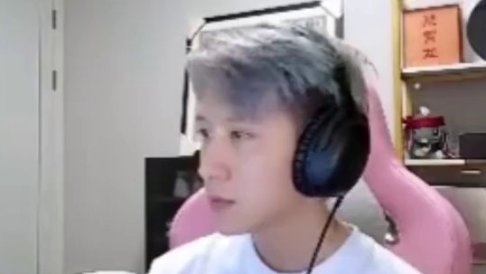 苏弟劝cxy别让女孩子难堪