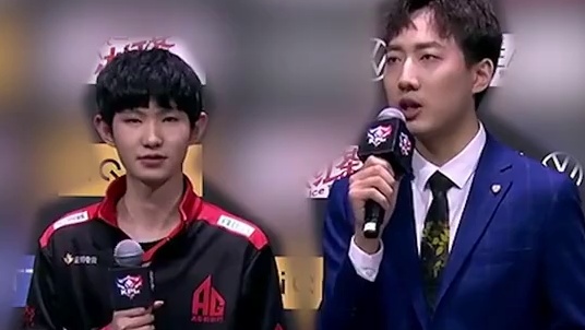 这就是采访鬼才一诺么