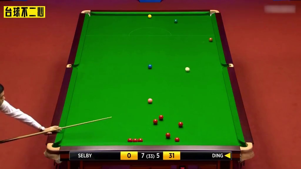 丁俊晖被逼急，打进最变态组合球，强行拼出一条血路，局面真乱！