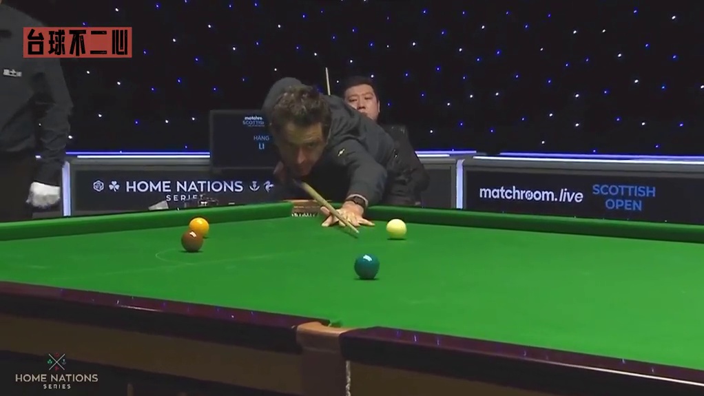 最佳逆转名局！奥沙利文真是乱局之王，四球贴库竟然清台，我的天