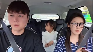 一家三口還是很幸福的