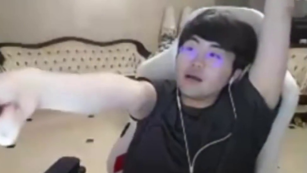 姿态给尖勾私人指导跳跳乐