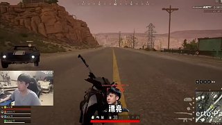 姿態(tài)集結4人小隊，開始四排PUBG