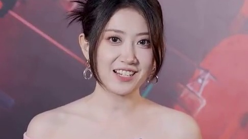 无畏制燥 VS 天生创燥明星瓦友赛赛前采访