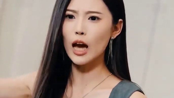 亮 #真龙出山惊于世#因为一个片段看了整部剧