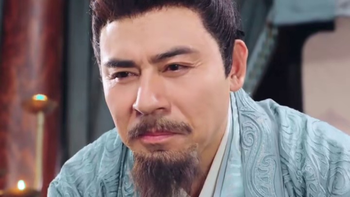 叶逍遥戌边十年战功卓著 归乡途中与女儿小七救下微服私访的皇帝赵观澜，后被其设计参加比武招亲，与长公主
