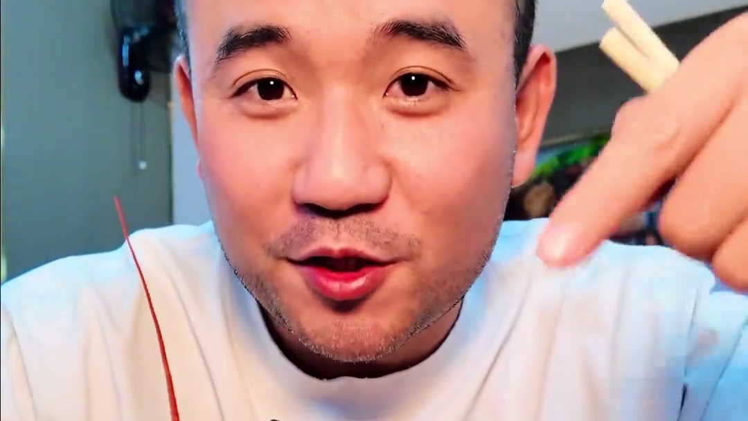 东莞吃海鲜捞面，汁稠面劲道，海鲜很鲜甜 #寻味烟火气 #东莞美食 #海鲜捞面 #街边小吃 #心动打卡