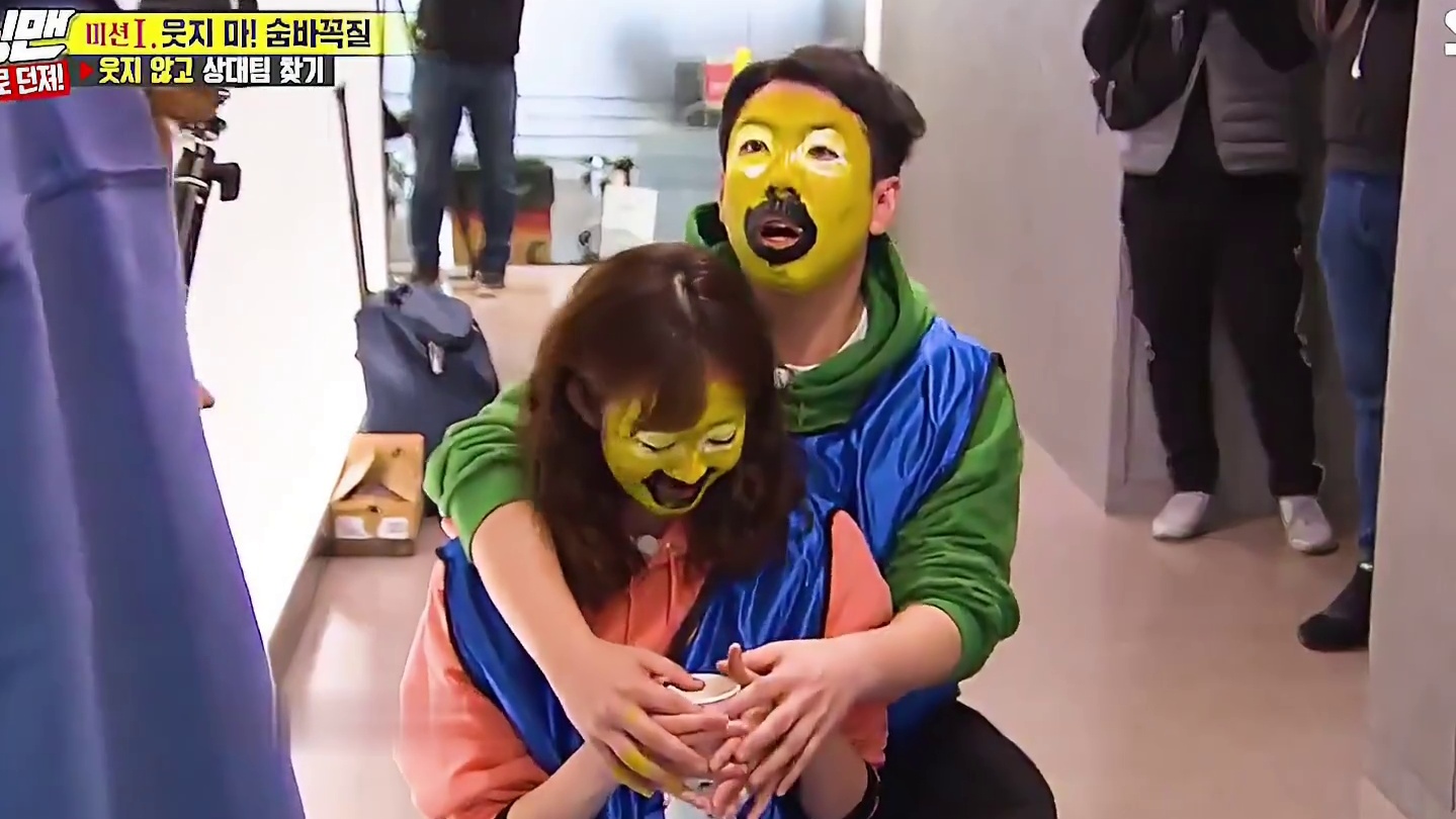 宋智孝自毁女神形象，RM办公室憋笑大挑战！