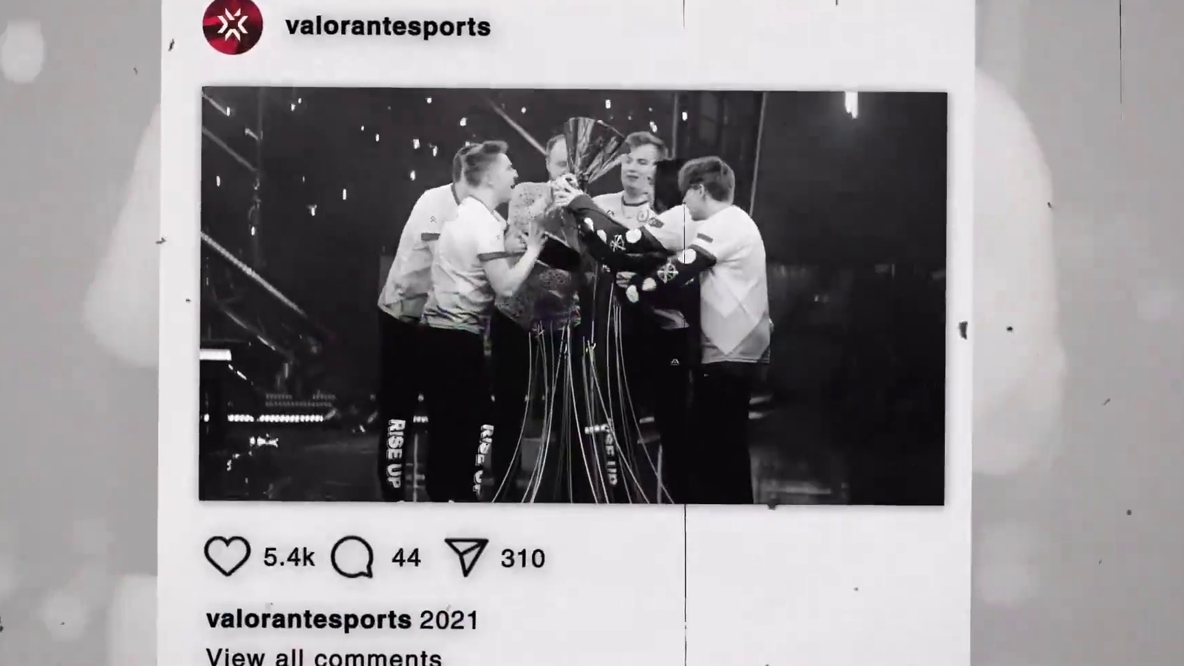 一发千钧 // 2025无畏契约全球冠军赛官方歌词视频 
一起来欣赏由templuv 和 347ai