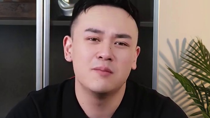 GL8是否“跌落”神坛？ 国产MPV技术逆袭反超 #GL8的技术遮羞布被扒了