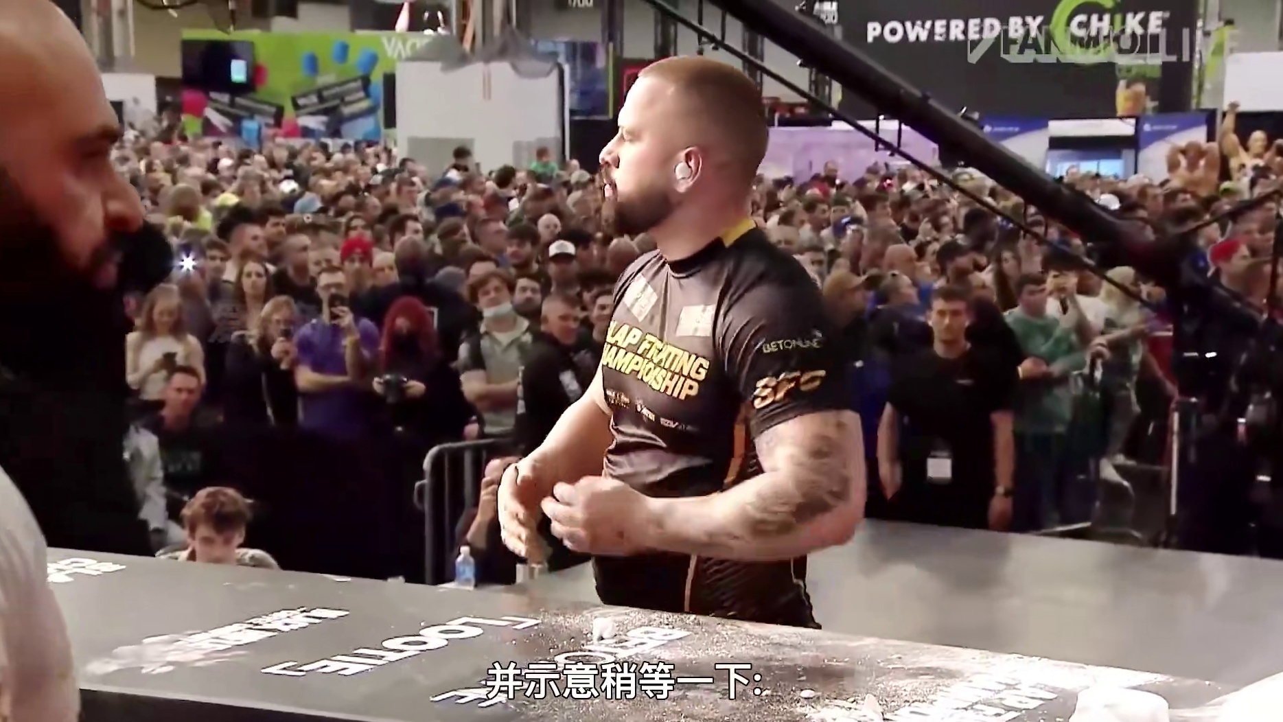 奇葩扇耳光大赛，打完对手竟直接弃权 #wwe #扇耳光大赛 #摔角