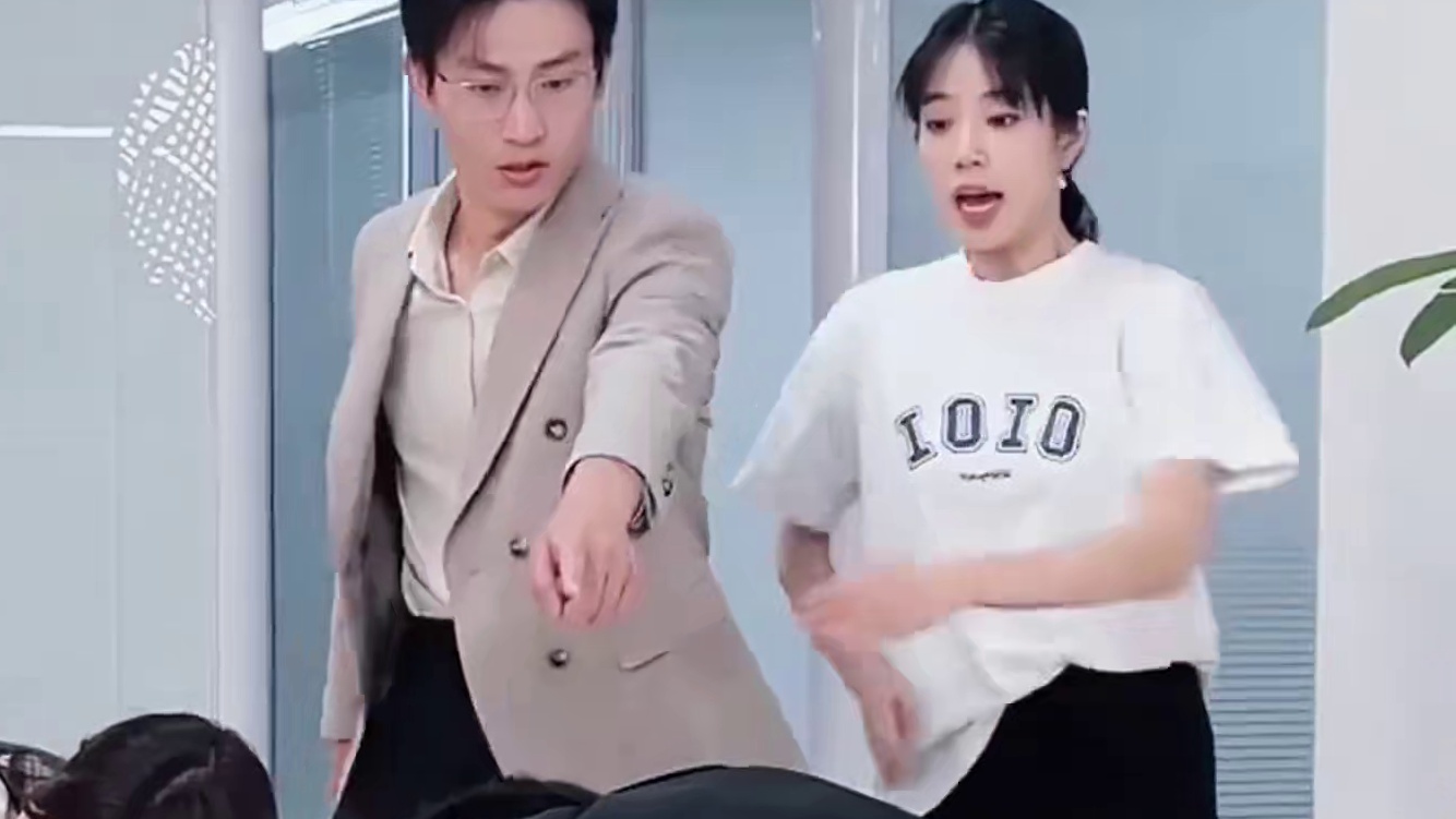 笑她 20 万年薪菜？宗门小师妹摇来天价总工程师！ 