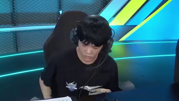 【全国公开赛S7决赛日】个人竞速总决赛第二轮
呈臻 vs YanG
第五局：神都千古恒照 “快出王”