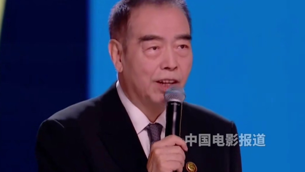 #第二届金熊猫奖 评委会主席#陈凯歌 说拍了40年电影，现在愈发觉得：世界电影是文明的相互叩问，它让