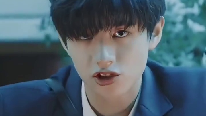 好帅的弟弟啊！