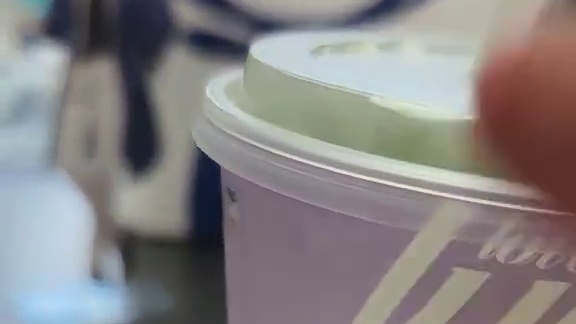 星铁博主品鉴瑞幸联动套餐，白厄再度踏上轮回 #崩坏星穹铁道 #英雄未死之前#瑞幸星穹铁道联名 #白厄