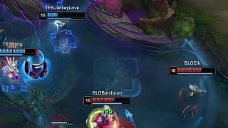 依舊權(quán)威的閃現(xiàn)向前 #TES對戰(zhàn)BLG  #2025LPL季后賽  #2025LPL