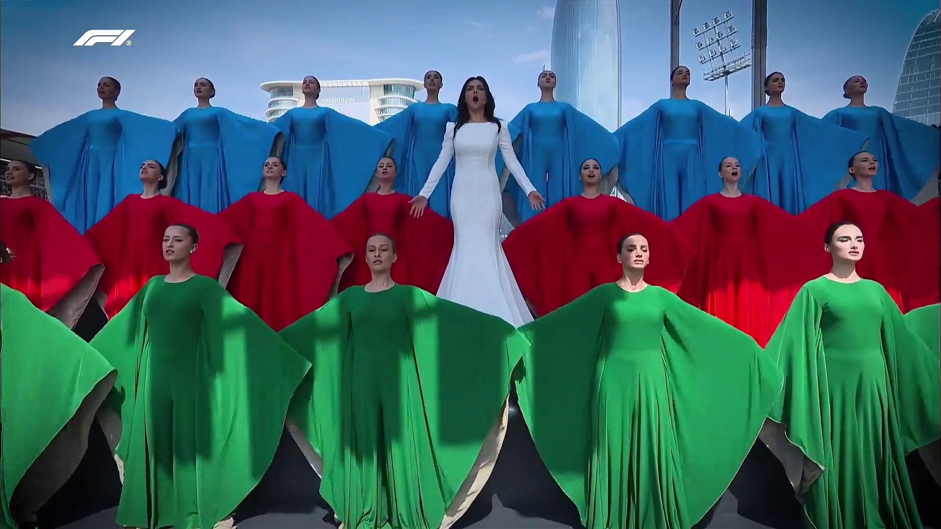 IT'S! RACE! WEEK!  
 2025F1阿塞拜疆大奖赛  
巴库城市赛道
首次办赛：2