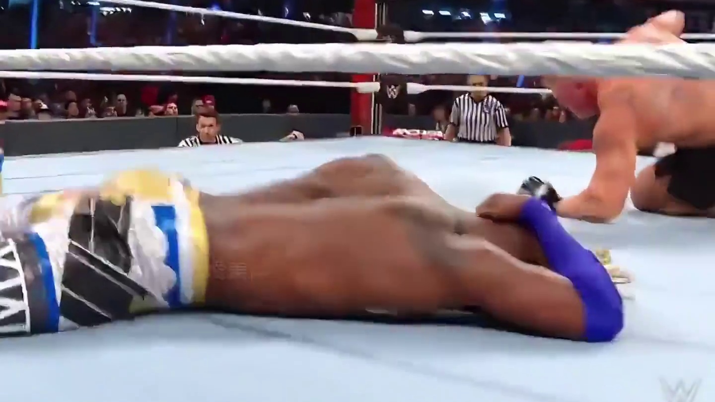 布洛克：来多少送多少！雷尔+大E全白给，F5淘汰科菲终结比赛 #布洛克莱斯纳 #神秘人雷尔 #wwe