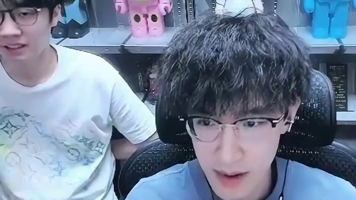 蔡哥心态崩了？！现场爆打狗策划！！ 