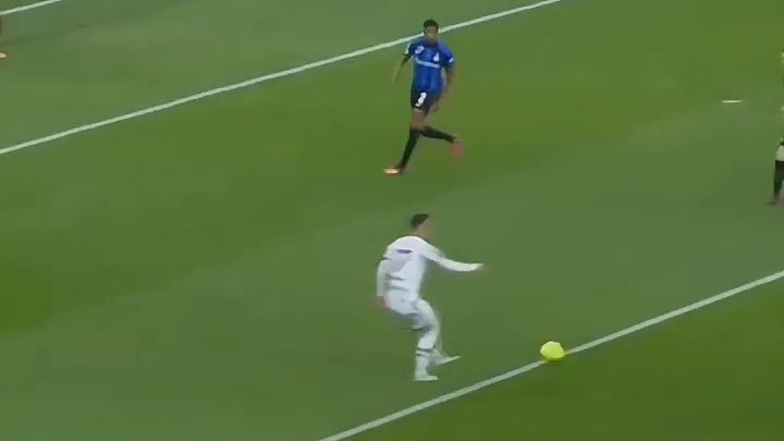 一次停顿，晃过_____。