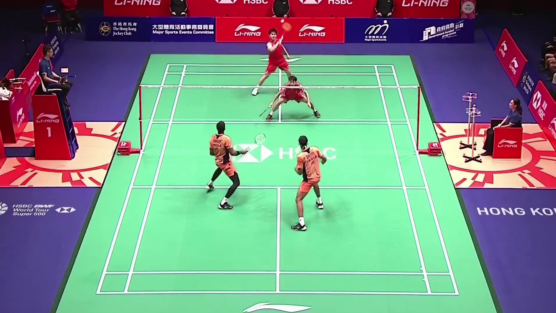 梁王次局稳扎稳打，减少自身失误以21-14扳回一城