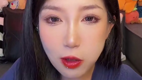 可好吃了 辣度会有点辣哦！我感觉比袋装的还辣一点呢 5-7分钟就可以吃上 可方便啦！太方便了 #冒烟