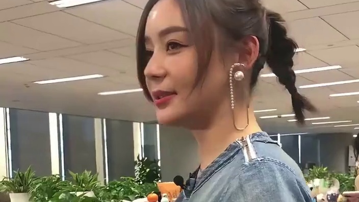 为何说杨幂才是“真顶流” ？如今再看被她“温暖”过的4位明星，内娱总有人守护一片纯净的天空 #杨幂 