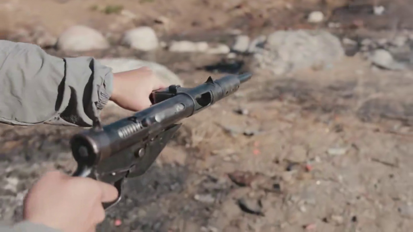 下一把新枪会是他吗？世界最便宜的冲锋枪70块一把 #使命召唤手游#Codm老安#司登冲锋枪