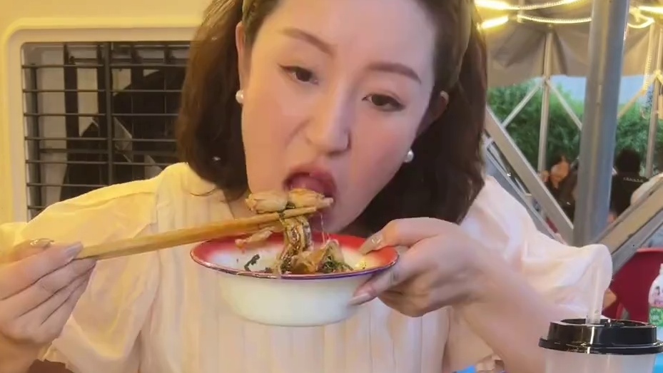 这家之前就有很多人推荐，冲着鱼蛙去的， 没想到江湖菜也这么惊艳！#重庆美食 #本地人爱吃的店 #寻味