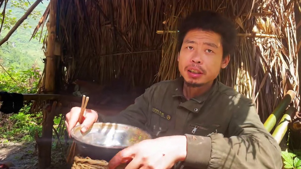 张家界七星山杯荒野求生挑战赛，决赛第四十七天。#七星山杯荒野求生挑战赛#户外#荒野求生