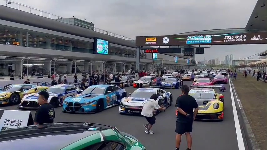 ChinaGT收官战赛前大合影 