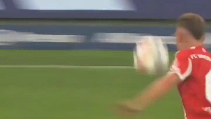 有话跟我们家新中场说去吧！