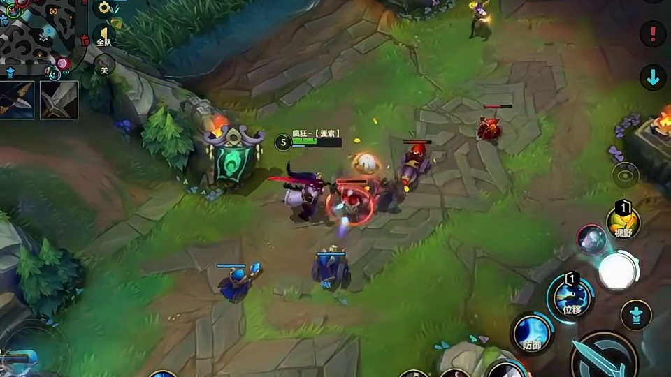 今天中单就在蹲着