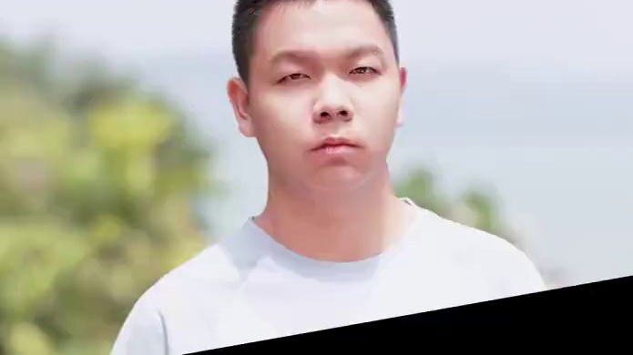 当弹幕让大帅给韩涵道歉#成都AG超玩会大帅 #韩涵