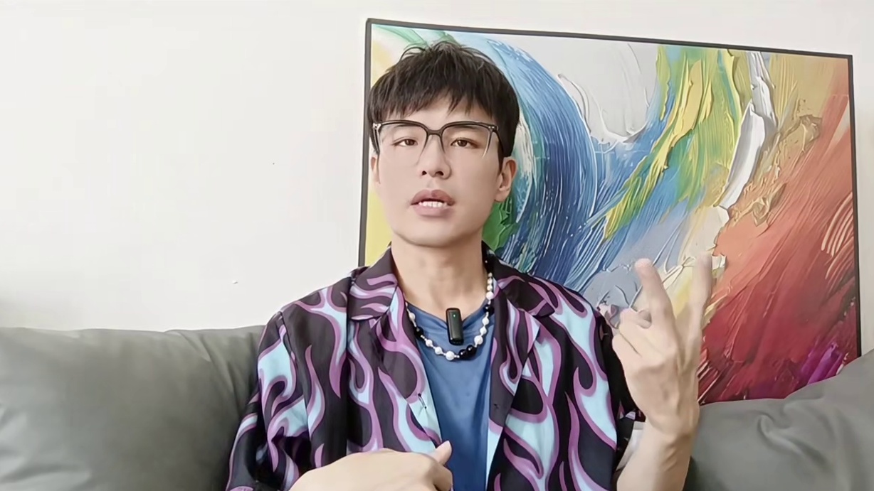 优雅偏少年vs少年偏优雅，完全不一样！别搞错了！ 无论你是优雅偏少年，或者是少年偏优雅。如果你没有深