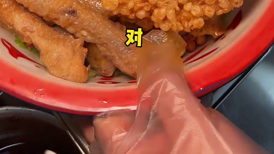 挑战100块盲盒螺蛳粉！满满一盆爆辣过瘾好好吃‼️#需要大声安利的烟火气美食 #寻味烟火气 #交出你