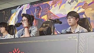 EDG ZmjjKK談衛(wèi)冕為何如此困難：我覺得拿下一個冠軍需要天時地利人和，需要付出很多，或者可能是