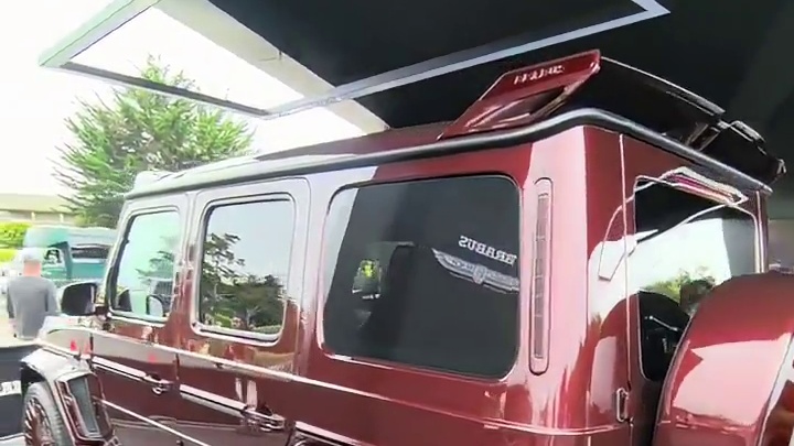 一次性看完BRABUS狠货！除了奔驰还有游艇和揽胜？ #BRABUS #圆石滩 #奔驰 #路虎 #抖