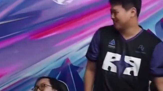 RA斩获赛场首胜 万事开头难 状态回暖继续迎接新的挑战 #决胜巅峰全球电竞 #决胜巅峰 #决胜巅峰中