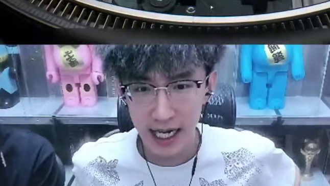 蔡哥M7棱镜攻势免费送！？ 