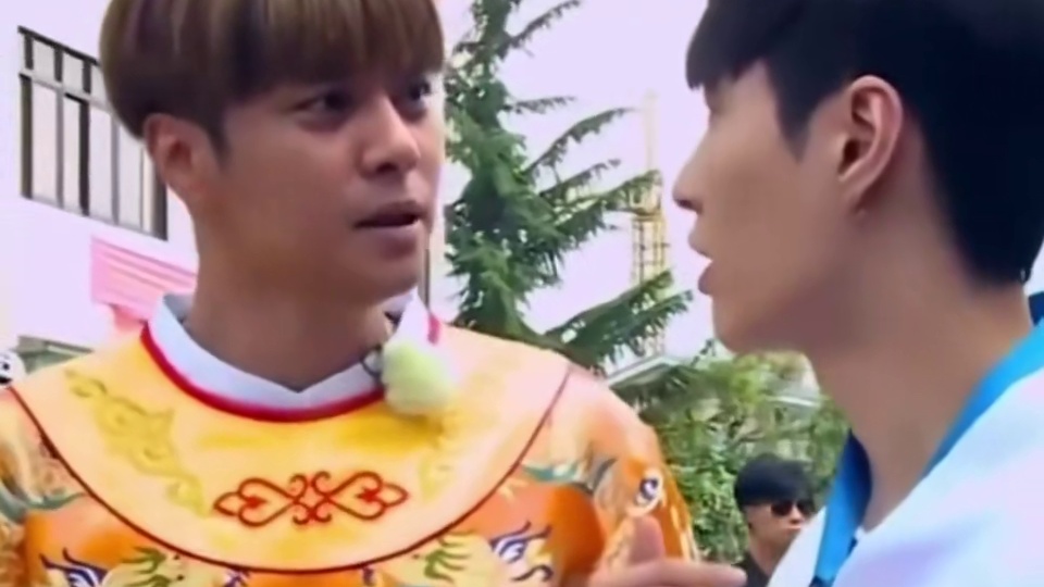 果然人在内急的时候脾气都会暴躁