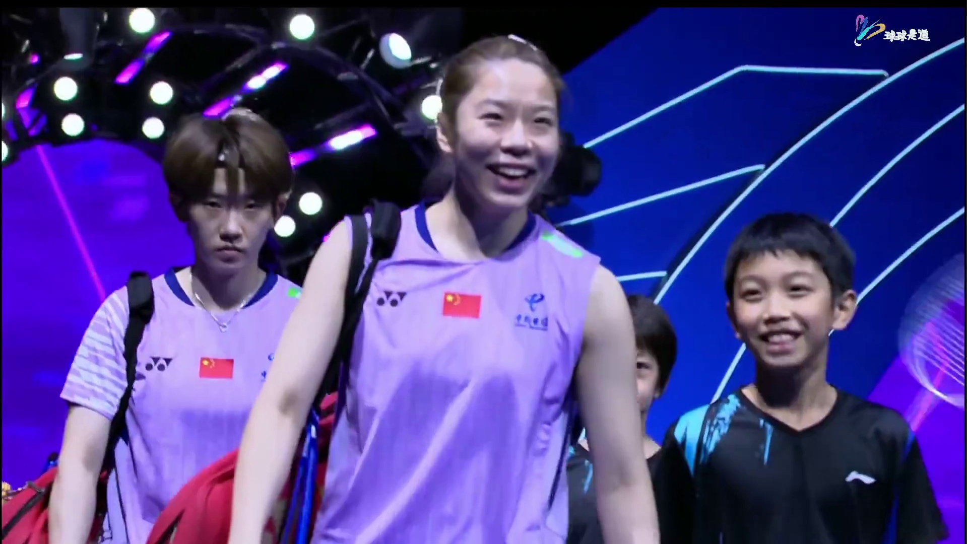 贾一凡/张殊贤vs 白荷娜/李绍希中国羽毛球大师赛