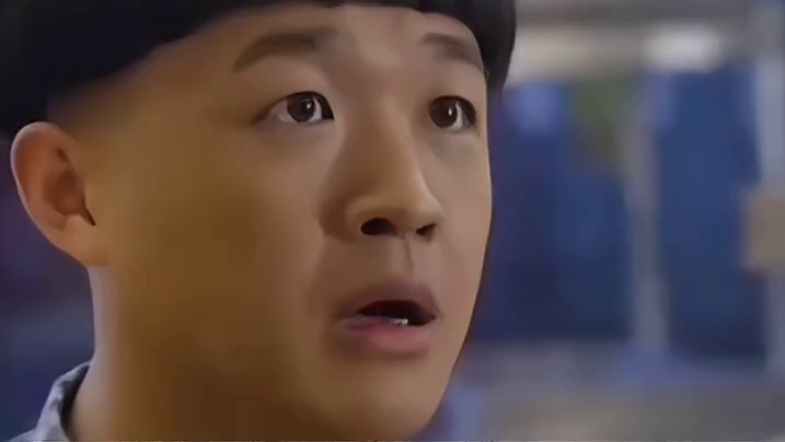 王宝强是唯一一个得了金扫帚奖还到现场领奖的导演