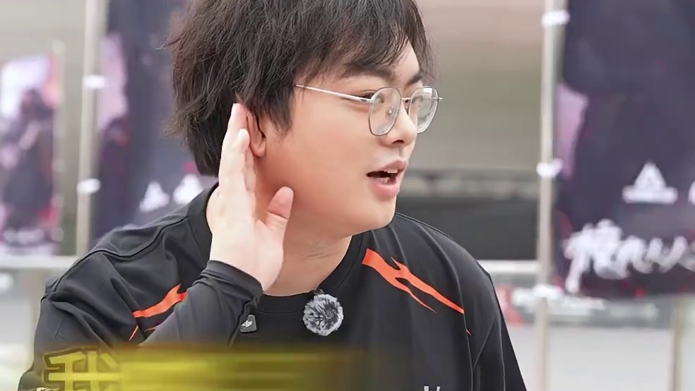 威风的龙到周年庆啦 ！