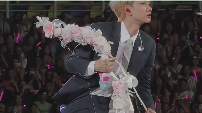 汪苏泷演唱会从来不缺的就是笑料