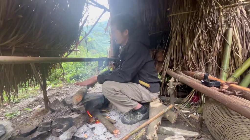 张家界七星山杯荒野求生挑战赛，决赛第五十一天。 #荒野求生#张家界七星山荒野#张家界七星山#荒野生存